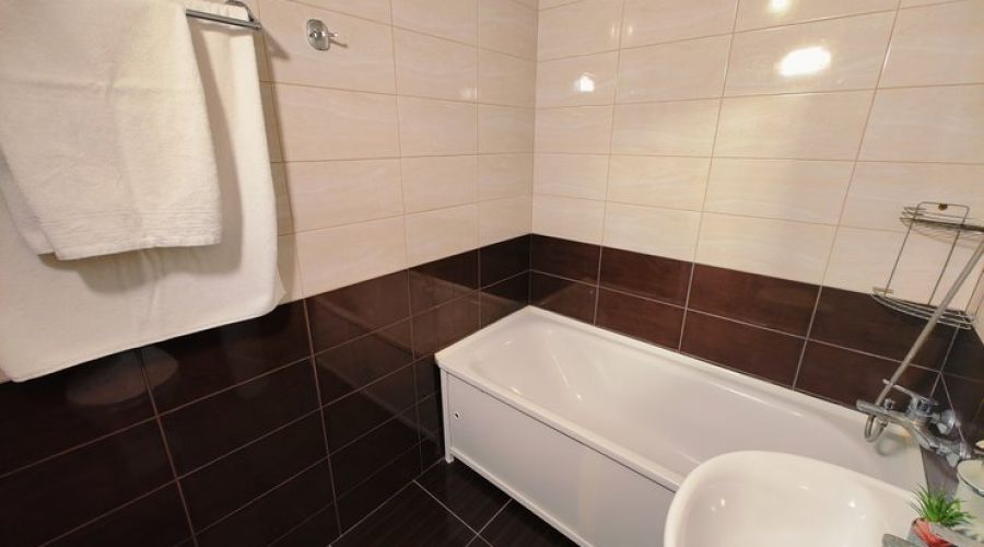 Полулюкс 2-местный (с балконом)