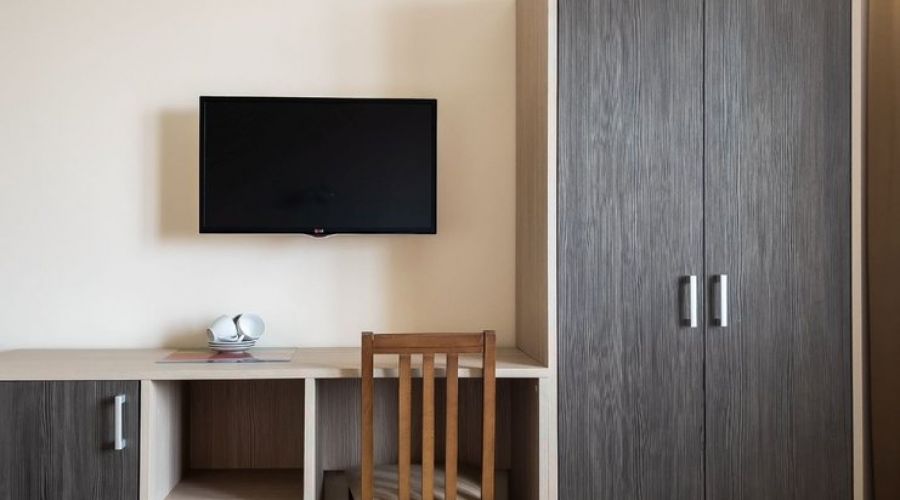 Полулюкс 3-местный (с балконом, вид на море)